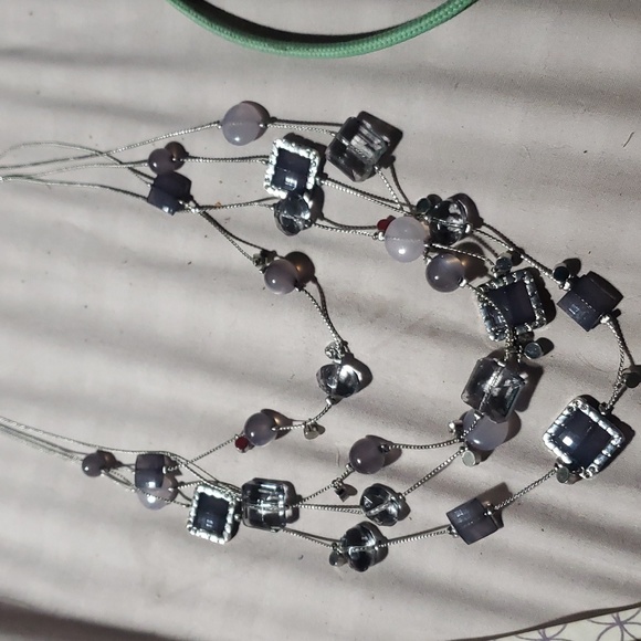 Charming Charlie layered necklace - Picture 3 of 3